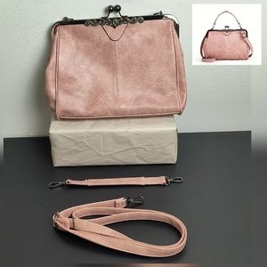Kiss Lock Shoulder Purse Bag Adjustable Strap Light Pink Two Strap